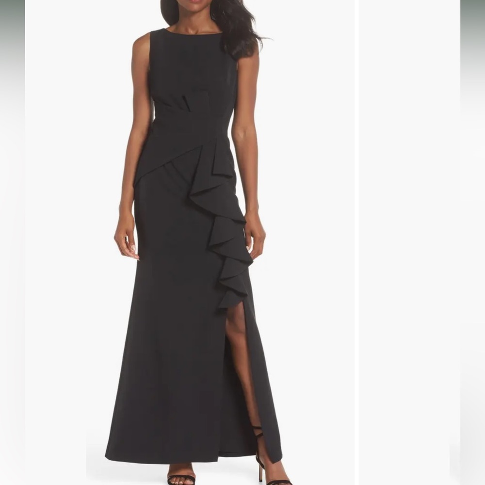 NWOT Eliza J ruffle detail gown